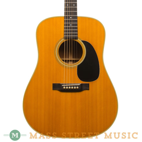 Martin Acoustic Guitars - 1971 D-28 Used - Front Close