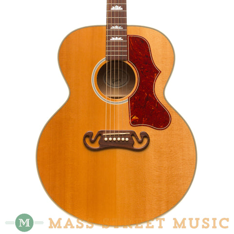 Gibson Acoustic Guitars - SJ-200 Studio 2011 - Front Close