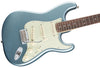 Fender - Deluxe Roadhouse Stratocaster - Mystic Ice Blue - Angle