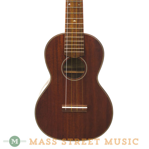 Eastman EU3C Concert Ukulele Used - front close