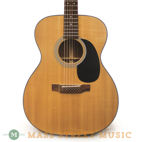 Martin 2009 000-18 Acoustic Guitar - front close