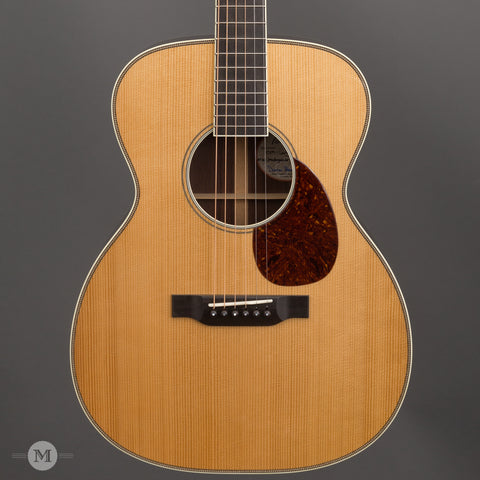 Bourgeois Acoustic Guitars - OM - Large Sound Hole - Madagascar Rosewood