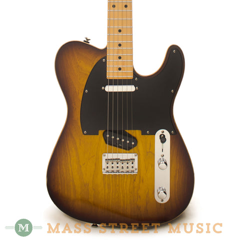 Tom Anderson Short Hollow T Classic Electric Guitar - front close