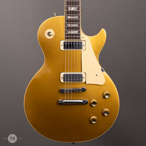 Gibson Electric Guitars - 1975 Les Paul Deluxe - Gold Top - Used - Front Close