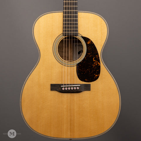 Martin Guitars - 2024 Custom Shop Alamo 000-28 Adi/Wild Grain East Indian Rosewood - Used - Front Close 