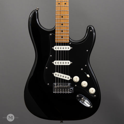 Tom Anderson Guitars - ICON Classic - Black (DG) - Front Close 