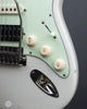Tom Anderson Electric Guitars - Icon Classic - Olympic White - In-Distress Level 2 - Controls