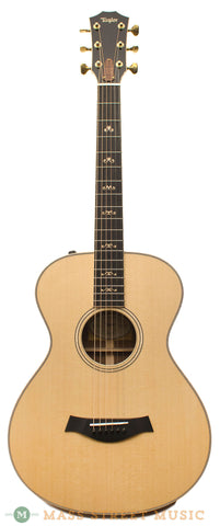 Taylor GCe 12-Fret Custom Ltd. Ed. Walnut Acoustic Guitar - front