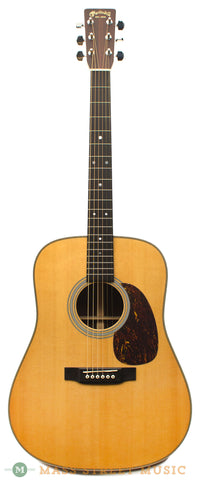 Martin HD-28 2001 Used Acoustic Guitar - front