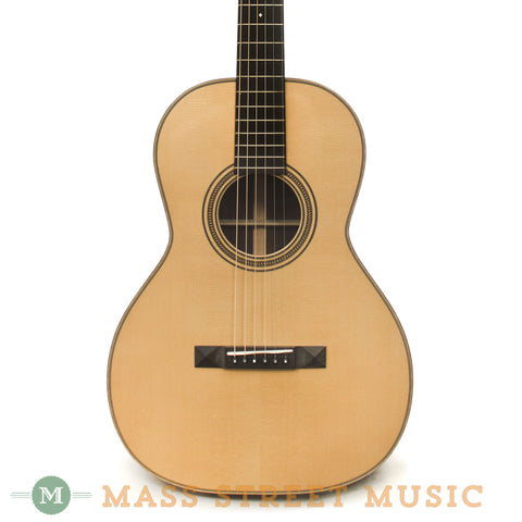 Huss & Dalton 00-SP Acoustic Guitar - front close