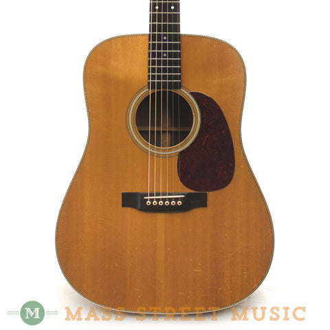 Martin 1986 HD-28 Brazilian Dreadnought - front close