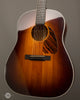 Leo Posch Acoustic Guitars - J-M - Angle