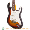 Fender Custom Shop - Postmodern Strat Journeyman Relic RW - 3 Tone Burst - Angle