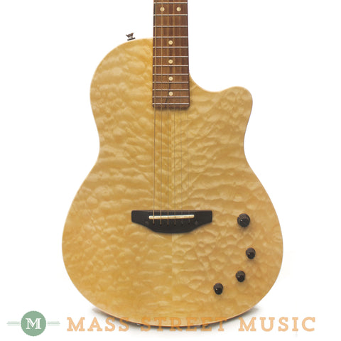Tom Anderson Crowdster Quilted Maple 2004 Used Electric Guitar - front close