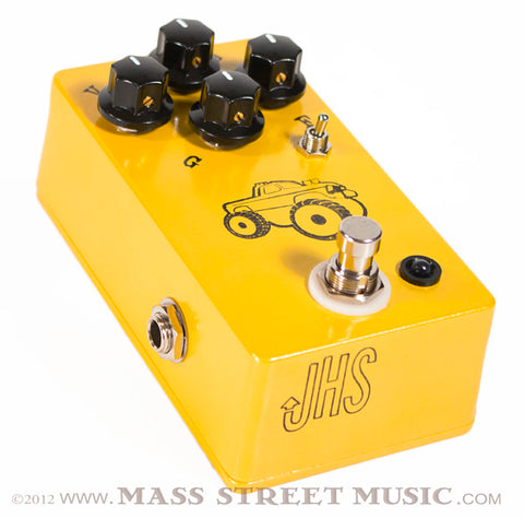 JHS 4 Wheeler Bass Fuzz - angle